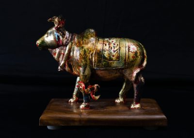 Golden Bull Sclupture